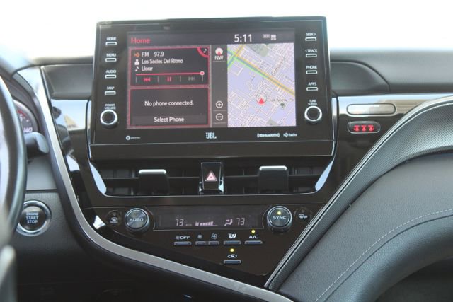 Used 2024 Toyota Camry XSE w/ Navigation Package image 15