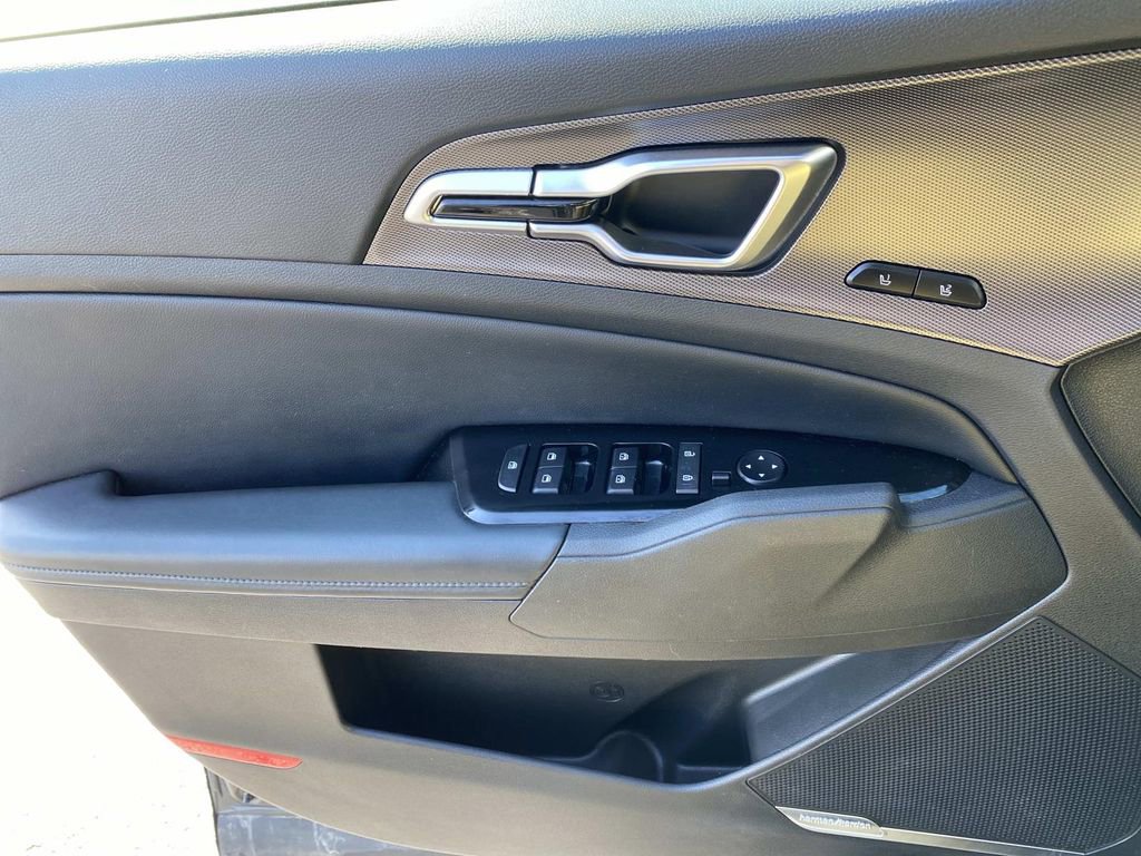 Used 2023 Kia Sportage SX Prestige image 25