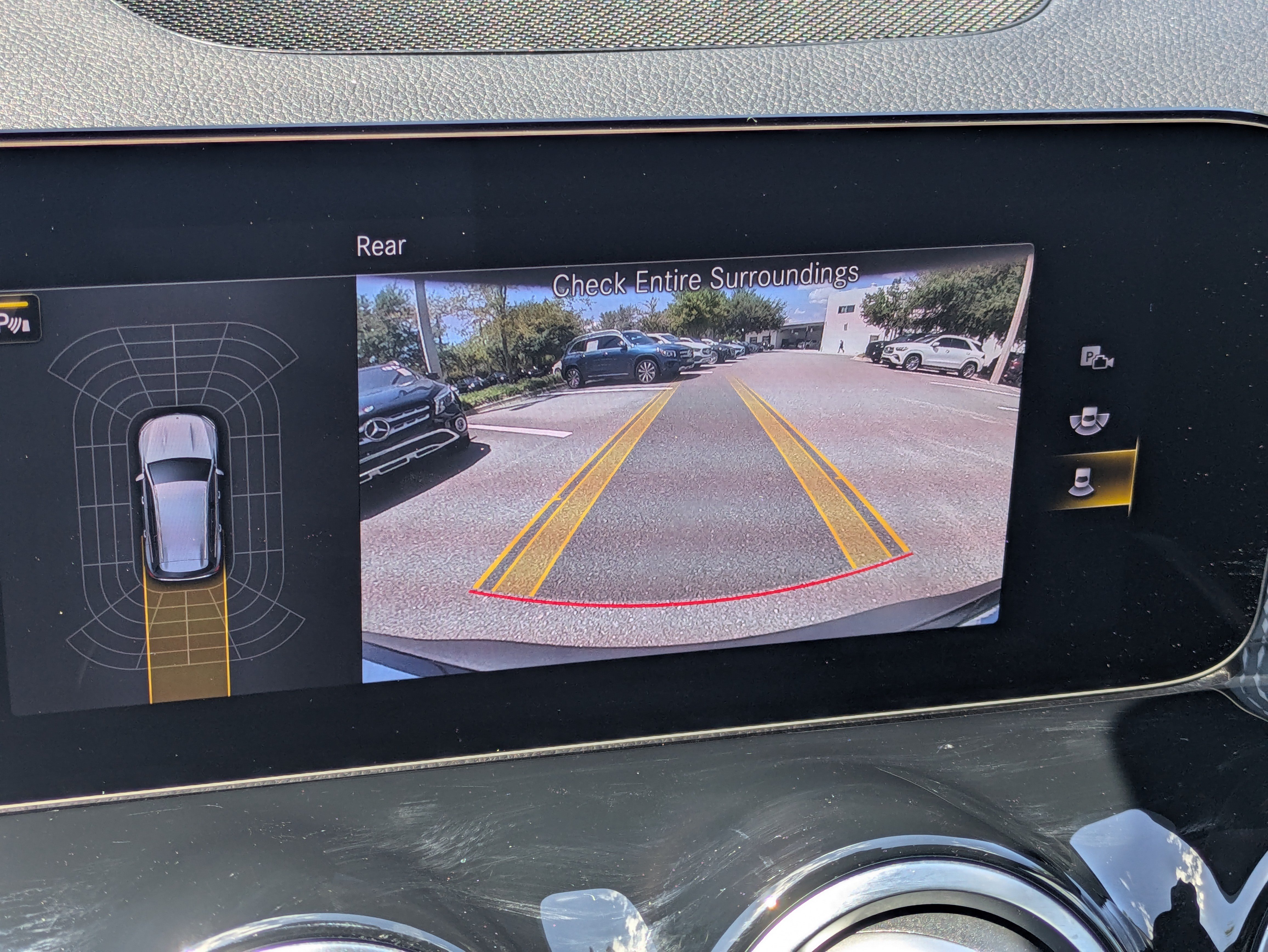 Used 2023 Mercedes-Benz EQB 300 4MATIC image 19