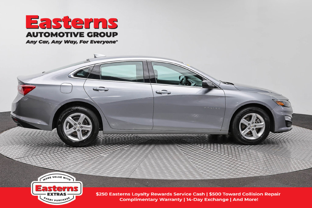 Used 2024 Chevrolet Malibu LT FWD image 5