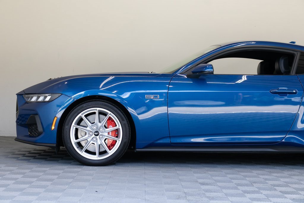 Used 2024 Ford Mustang GT Premium image 9