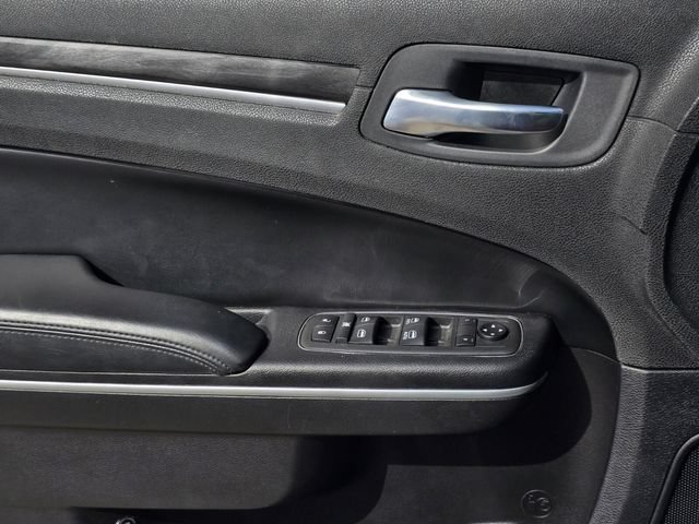Used 2021 Chrysler 300 Touring w/ Sport Appearance Package RWD image 28