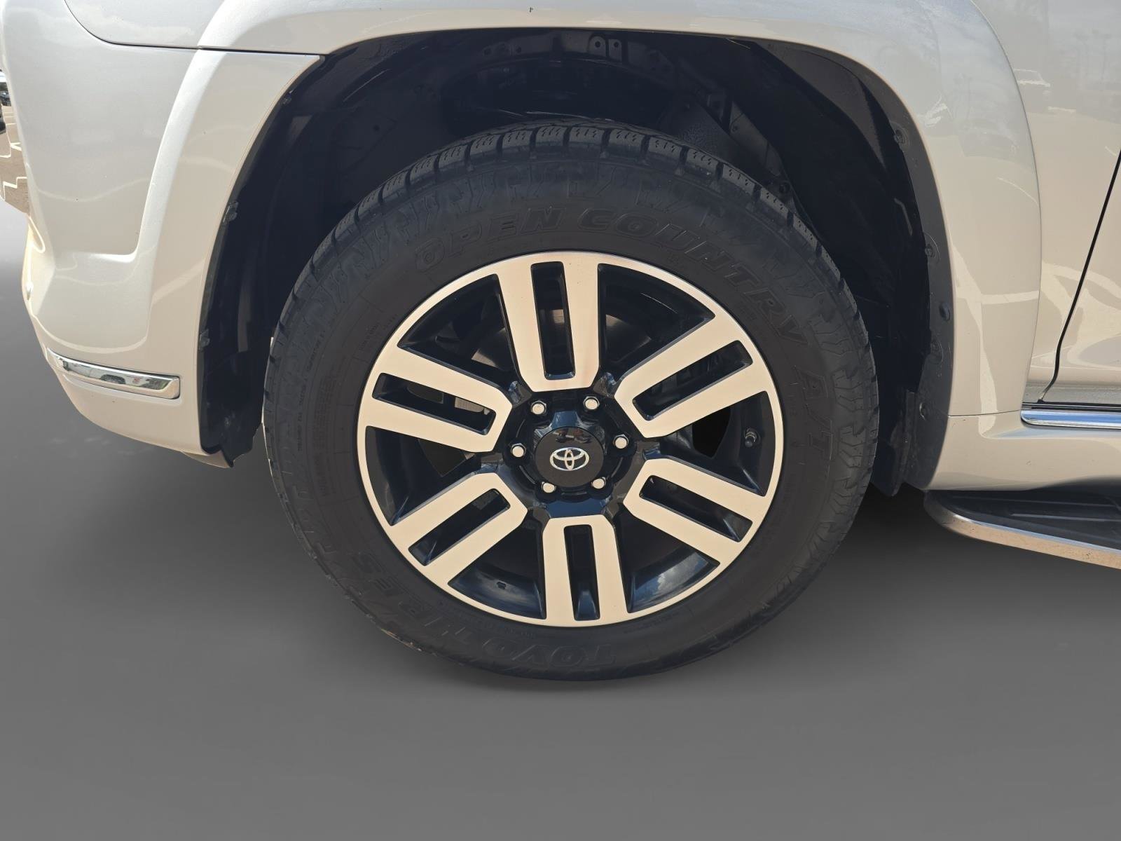 Used 2021 Toyota 4Runner Limited image 9