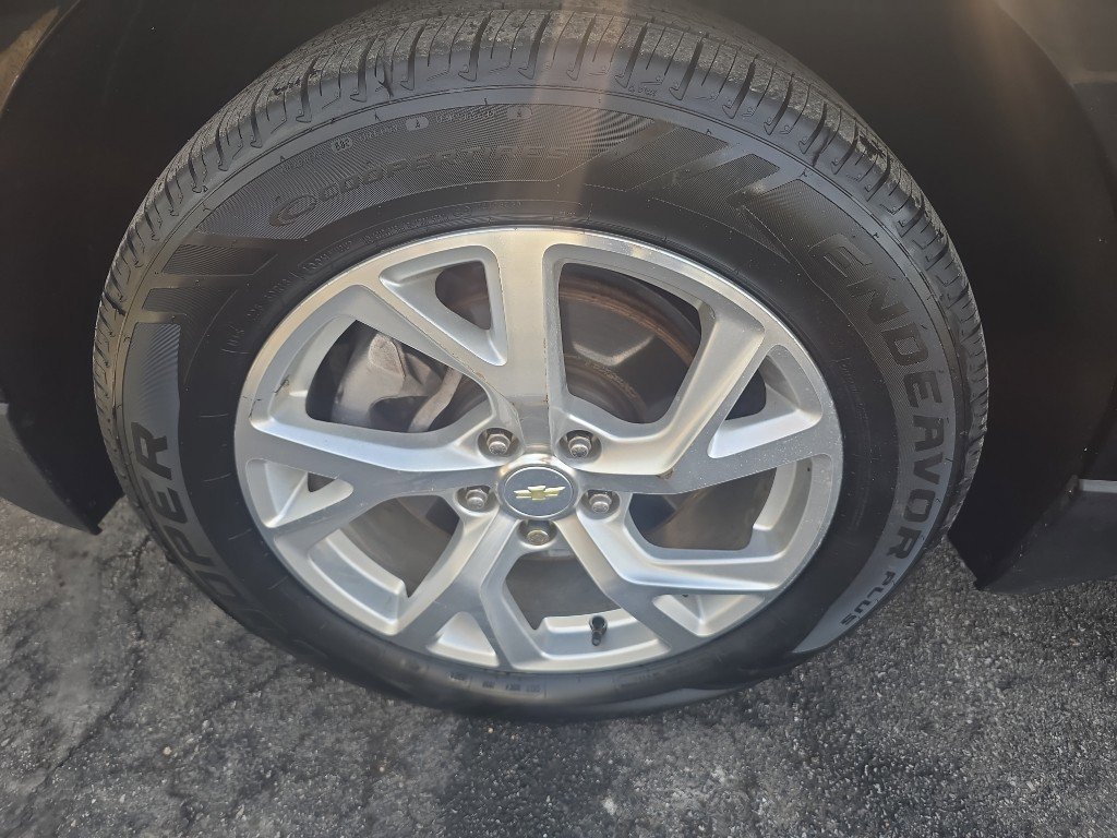 Used 2019 Chevrolet Equinox LT image 30