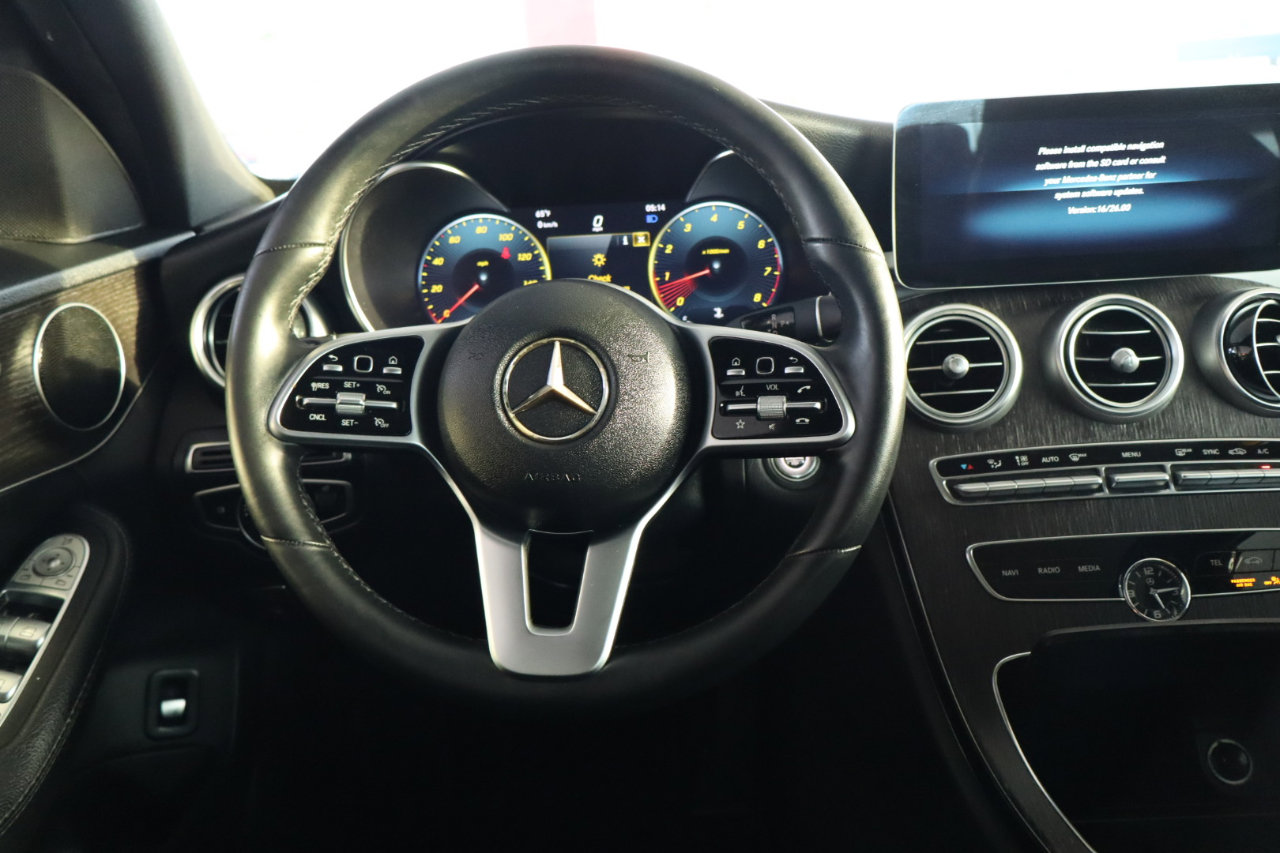 Used 2019 Mercedes-Benz C 300 4MATIC Sedan image 18