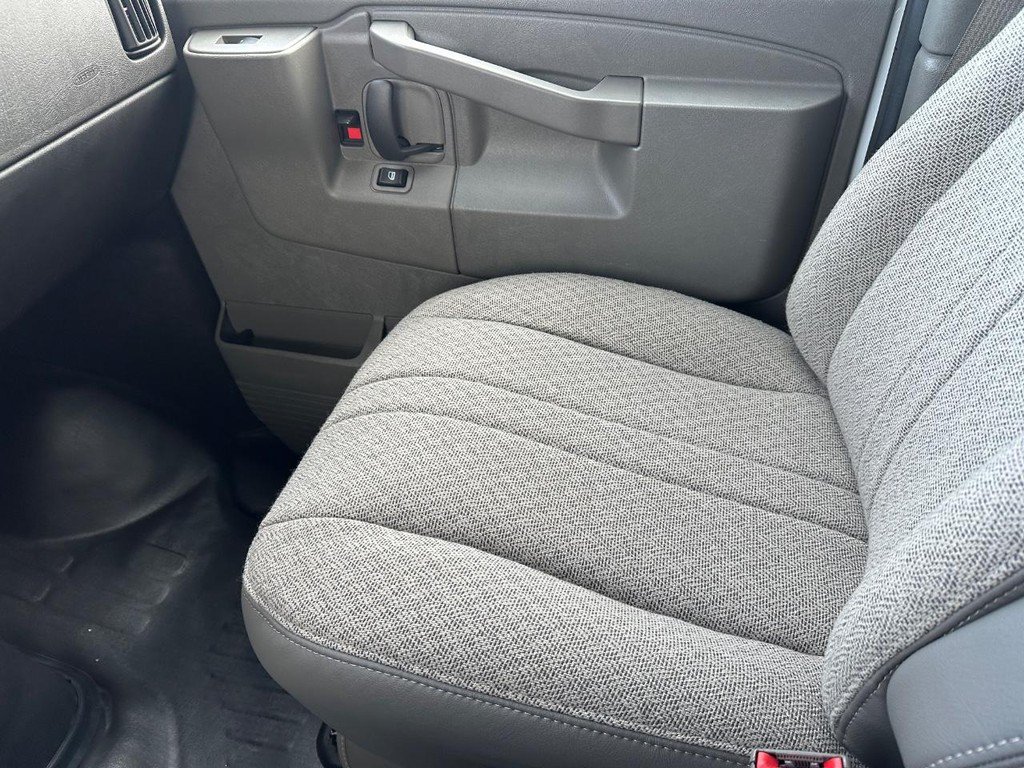 New 2024 GMC Savana 3500 w/ Power Convenience Package RWD image 12