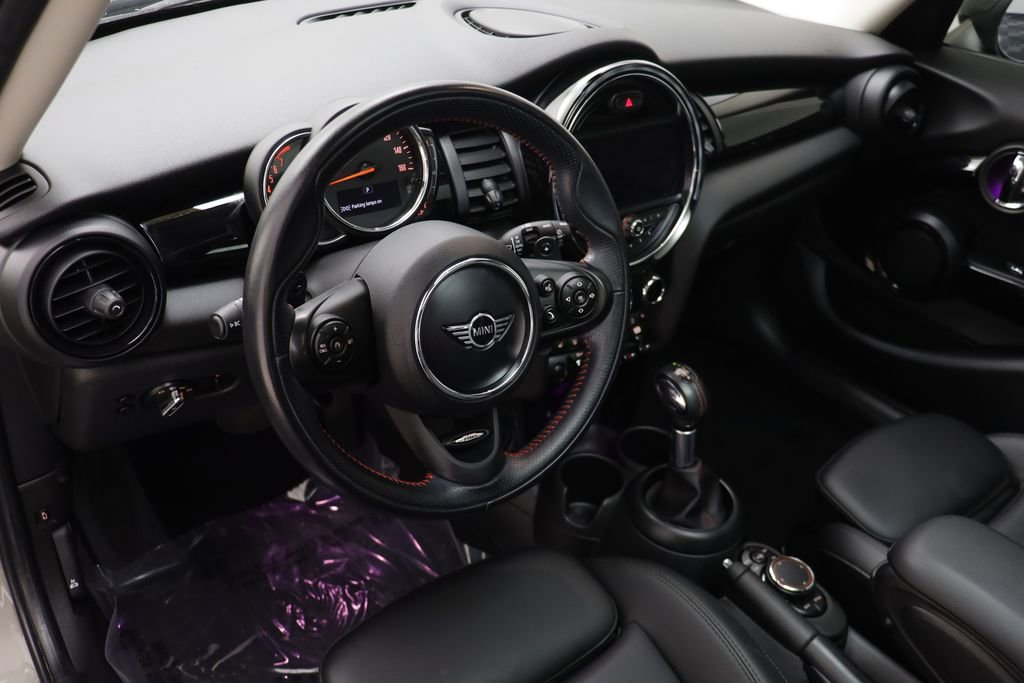 Used 2019 MINI Cooper S w/ Signature Upholstery Package image 6