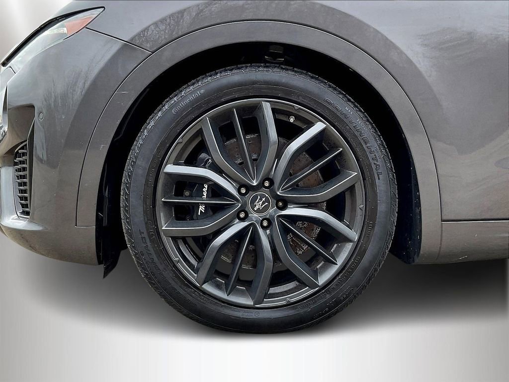 Used 2022 Maserati Levante Modena AWD/4WD image 33