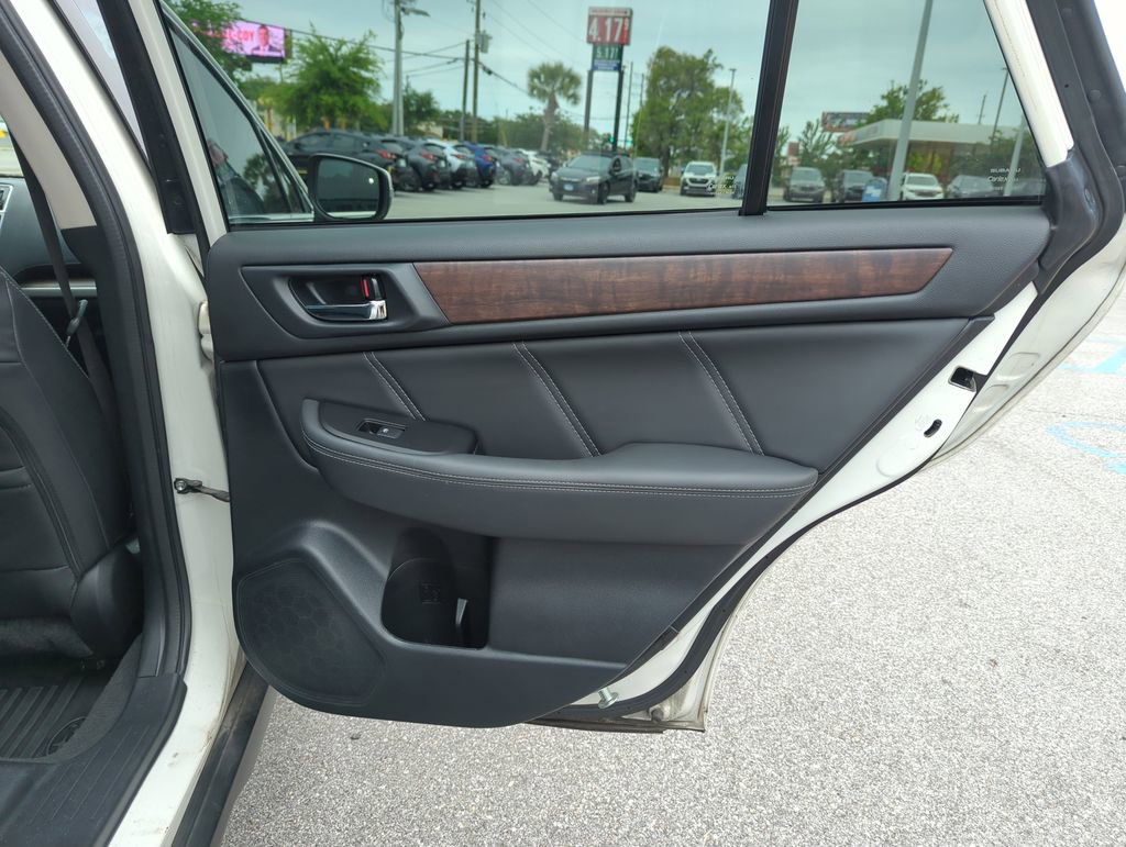 Used 2019 Subaru Outback 2.5i Limited AWD/4WD image 31