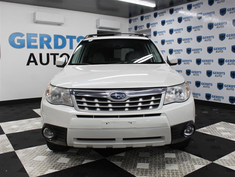 Used 2011 Subaru Forester 2.5X Limited AWD/4WD image 6