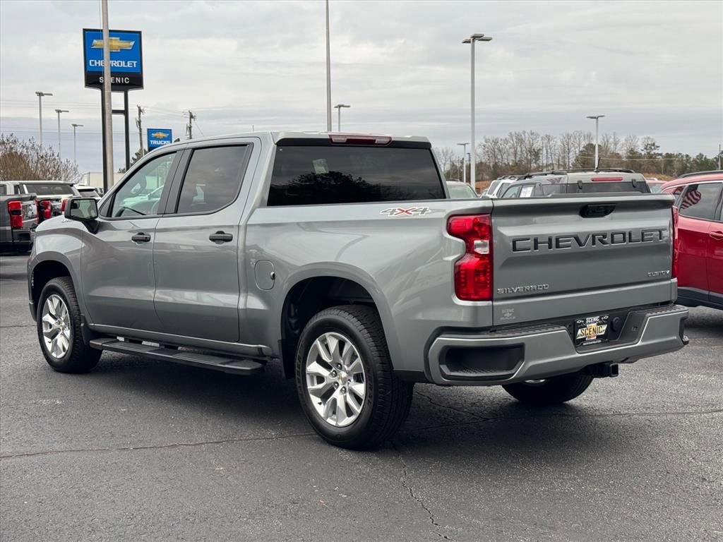 Used 2025 Chevrolet Silverado 1500 Custom AWD/4WD image 5