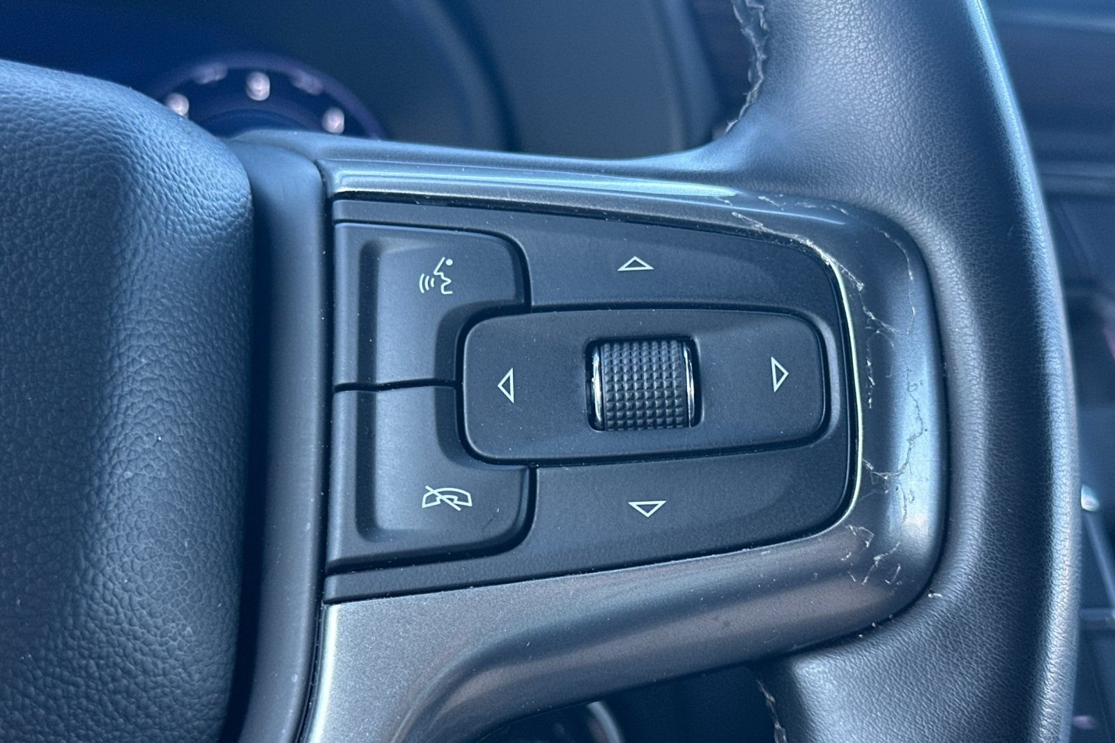 Used 2024 Chevrolet Tahoe Premier RWD image 36