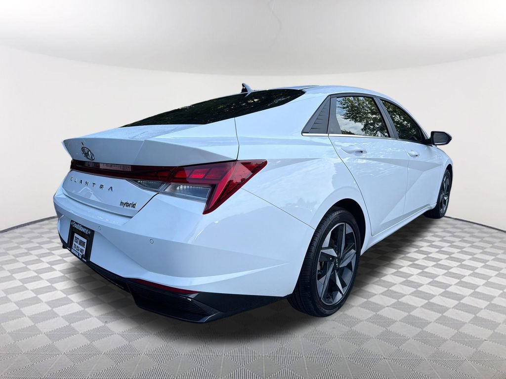 Used 2023 Hyundai Elantra Limited FWD image 5