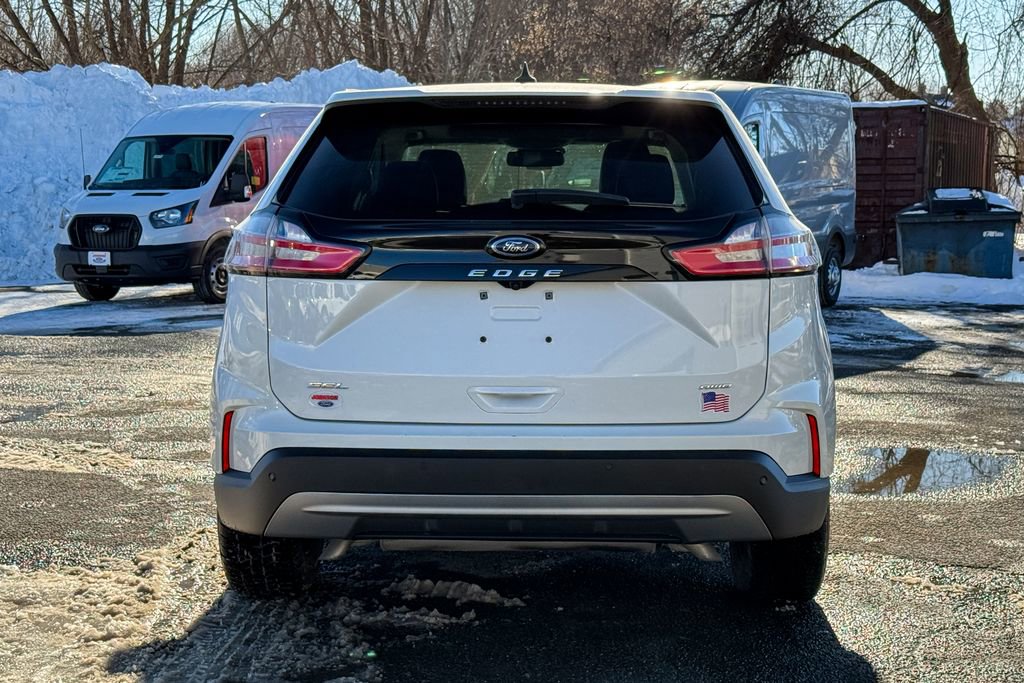 Certified 2022 Ford Edge SEL w/ Convenience Package image 3