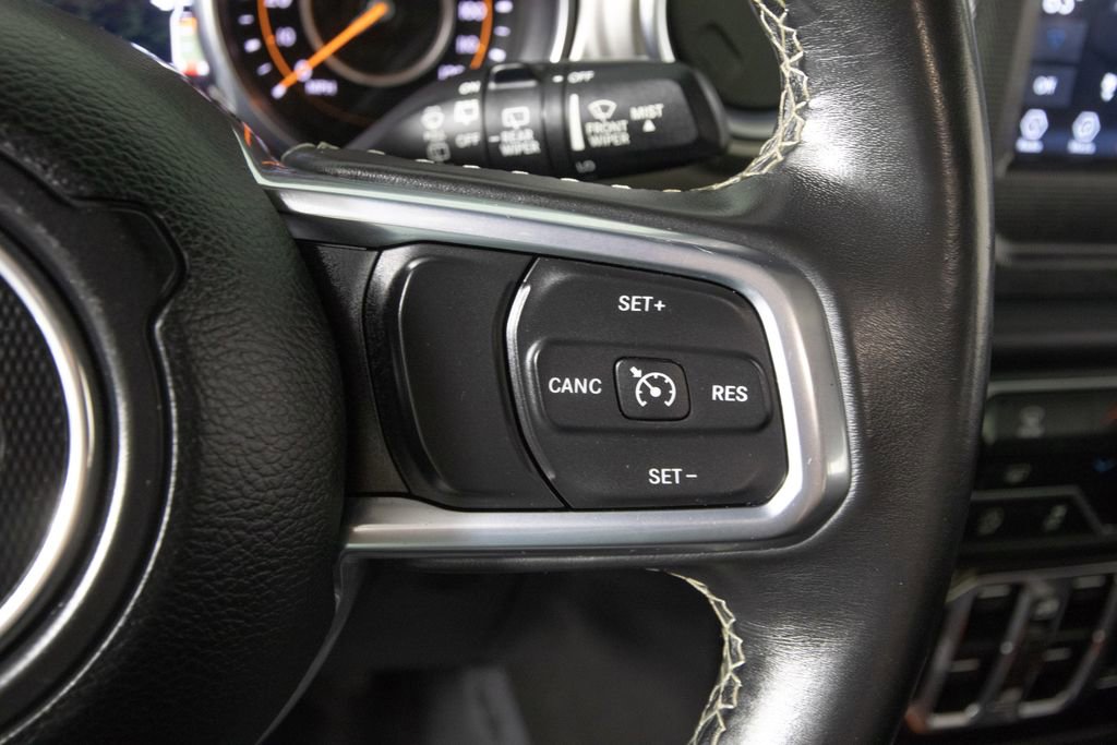 Used 2019 Jeep Wrangler Unlimited Sahara AWD/4WD image 20
