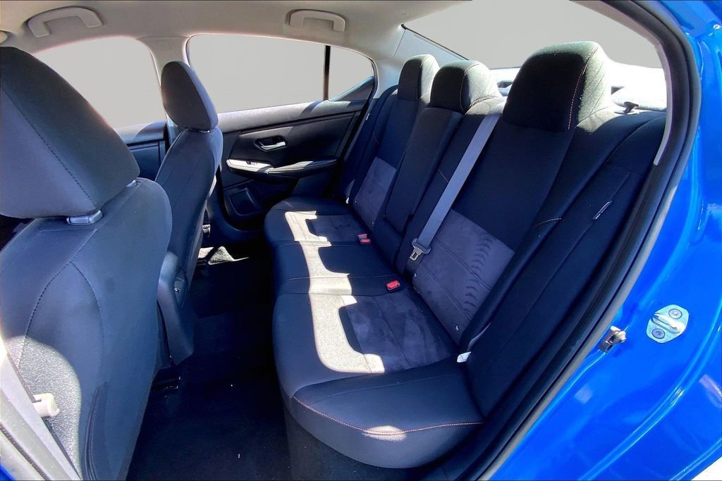 Used 2025 Nissan Sentra SR image 16