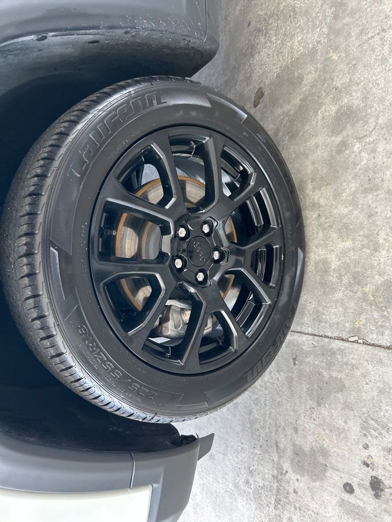 Used 2023 Jeep Compass Altitude image 13