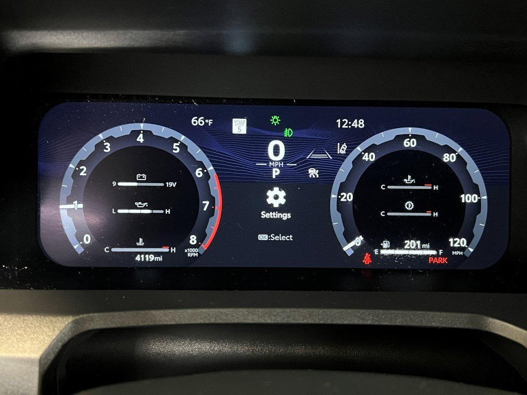 Used 2025 Toyota Tacoma Limited image 34