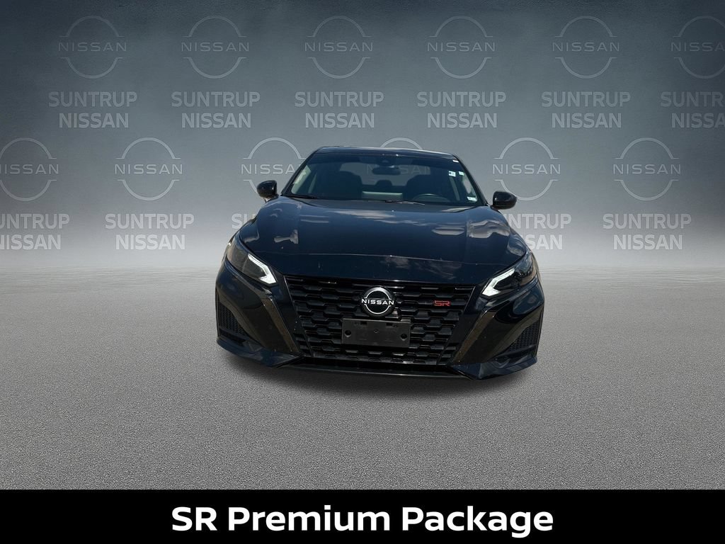 Certified 2023 Nissan Altima 2.5 SR w/ SR Premium Package AWD/4WD image 10