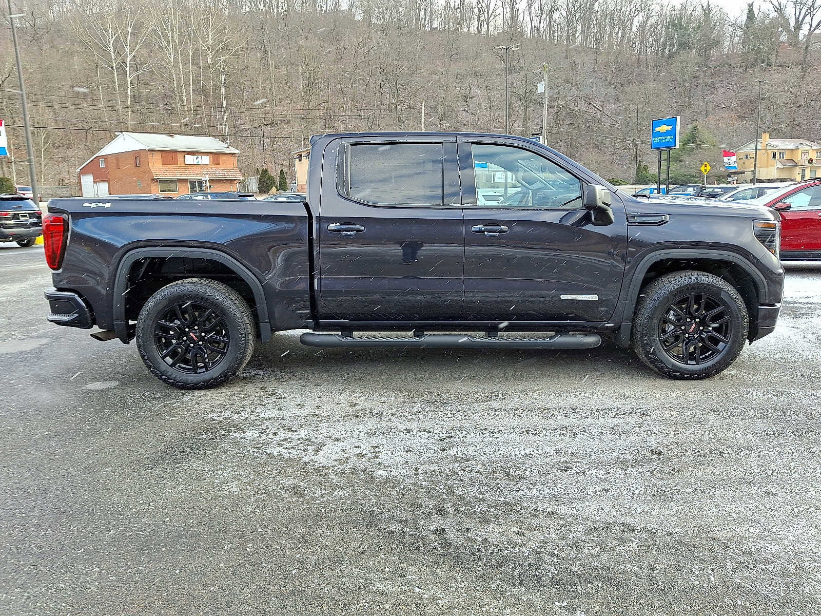 Used 2023 GMC Sierra 1500 Elevation image 8