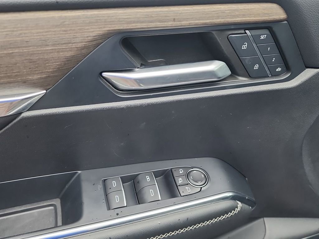 Used 2024 GMC Acadia Denali w/ Super Cruise Package FWD image 23