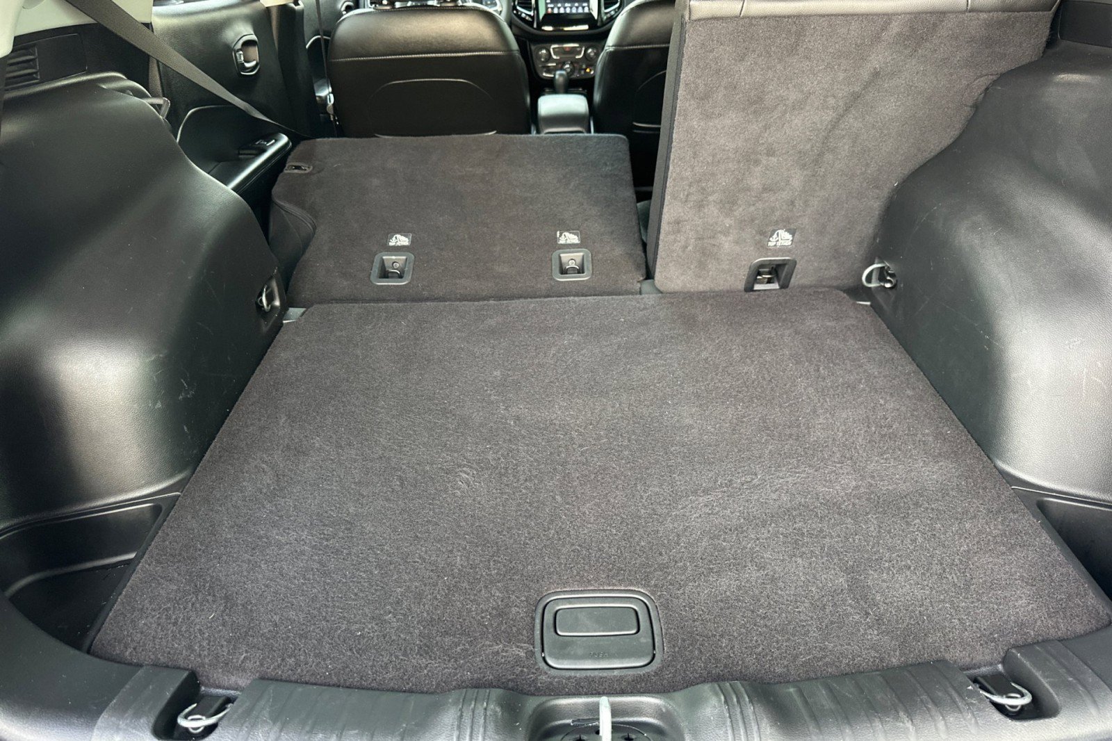 Used 2021 Jeep Compass Latitude image 15