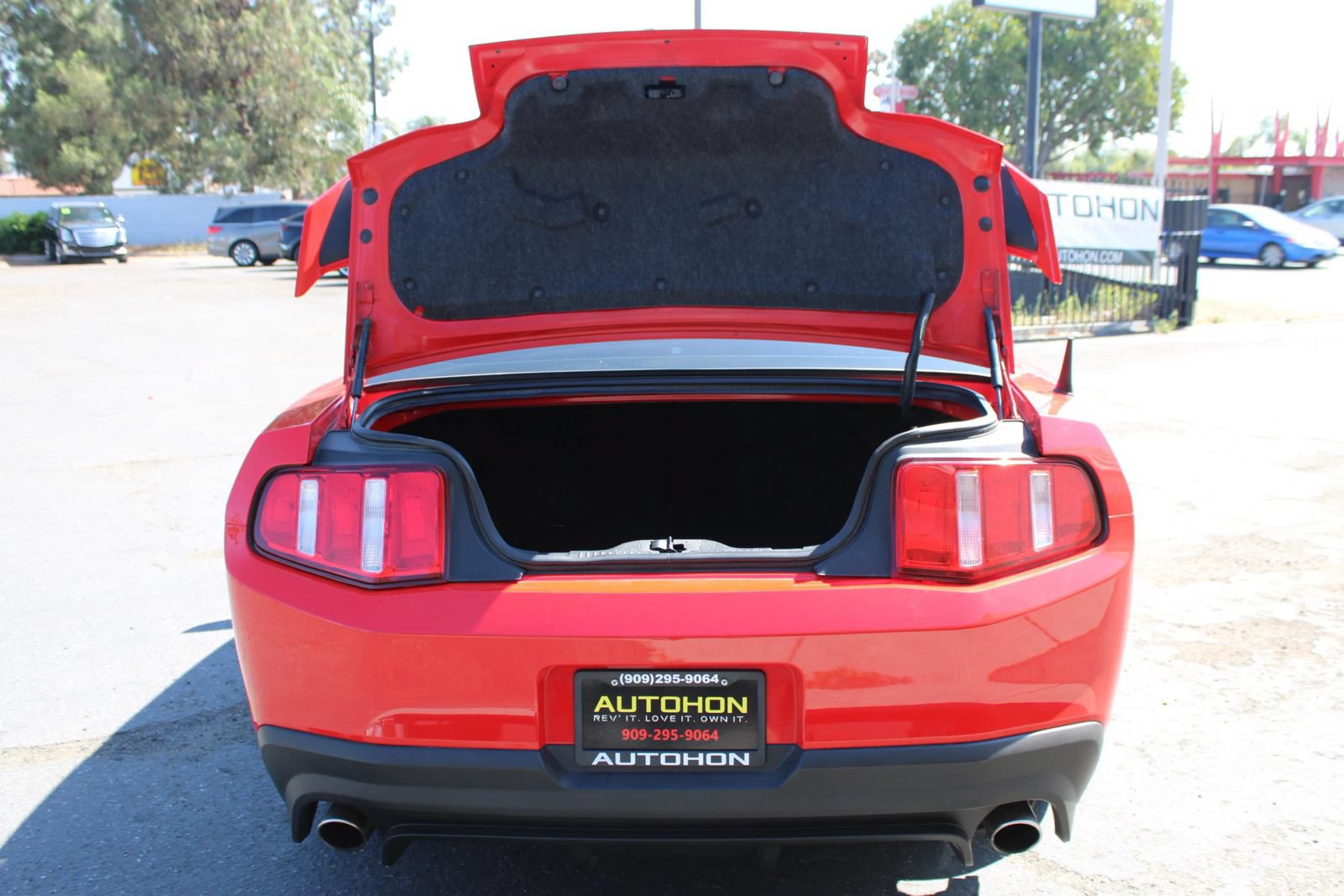 Used 2012 Ford Mustang GT Premium RWD image 28