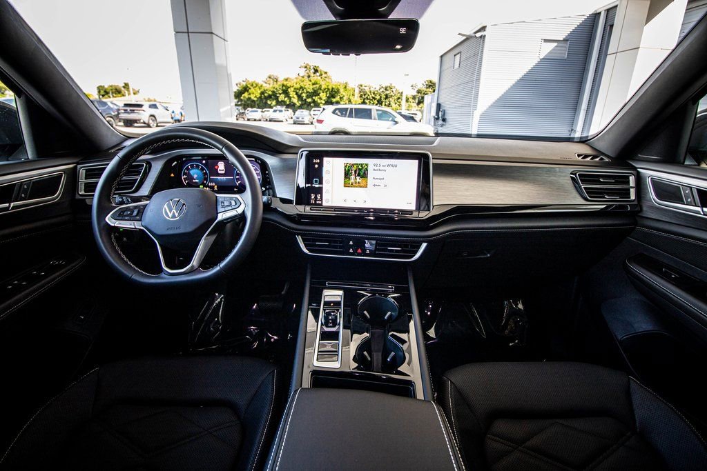 New 2026 Volkswagen Atlas Cross Sport SE AWD/4WD image 31