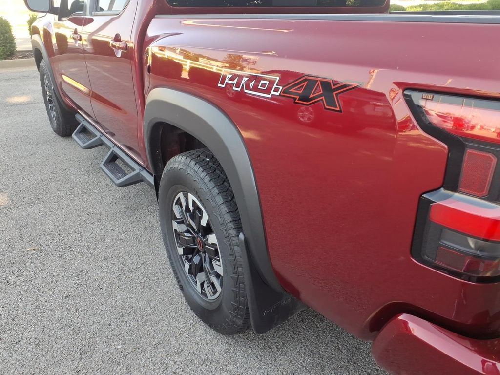Used 2024 Nissan Frontier PRO-4X w/ Technology Package AWD/4WD image 14