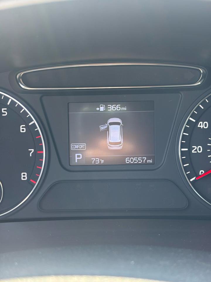 Used 2020 Kia Sorento AWD V6 image 15