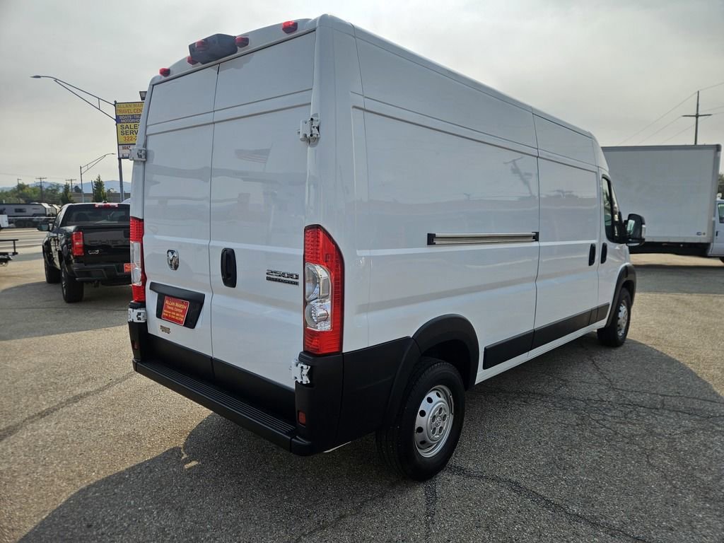 Used 2023 RAM ProMaster 2500 image 3