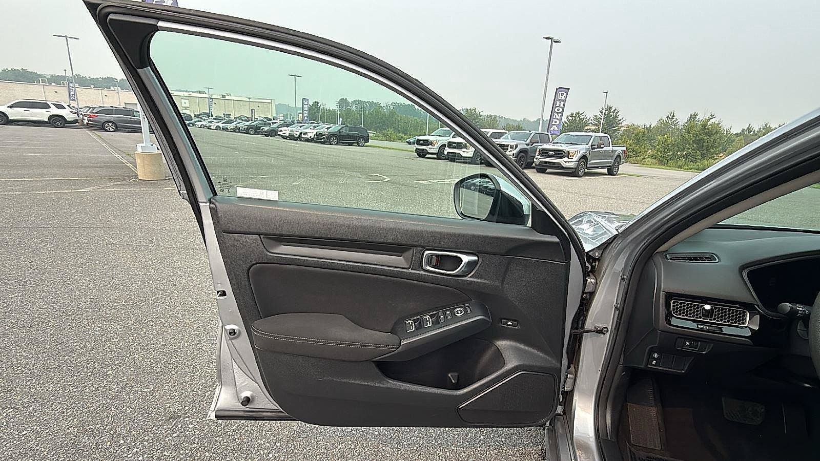 Used 2023 Honda Civic LX image 24