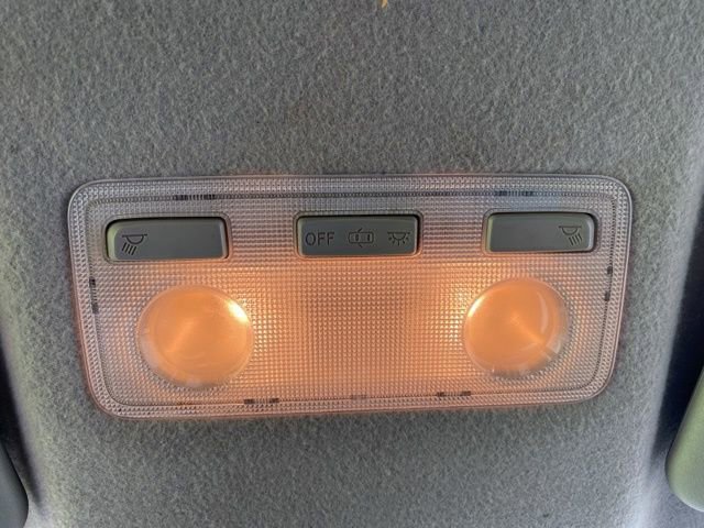 Used 2017 Toyota Yaris L FWD image 22