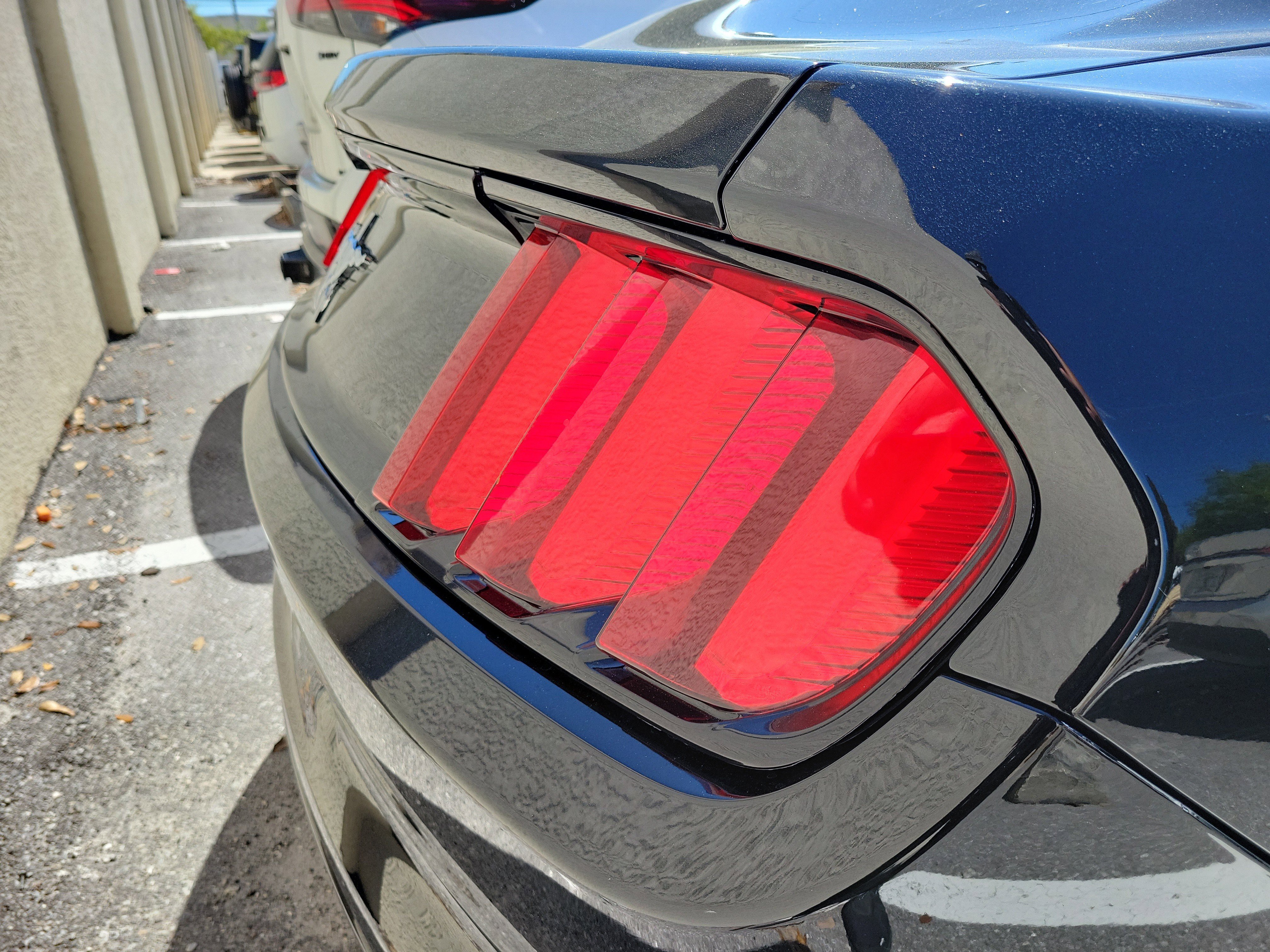 Used 2016 Ford Mustang Coupe image 10