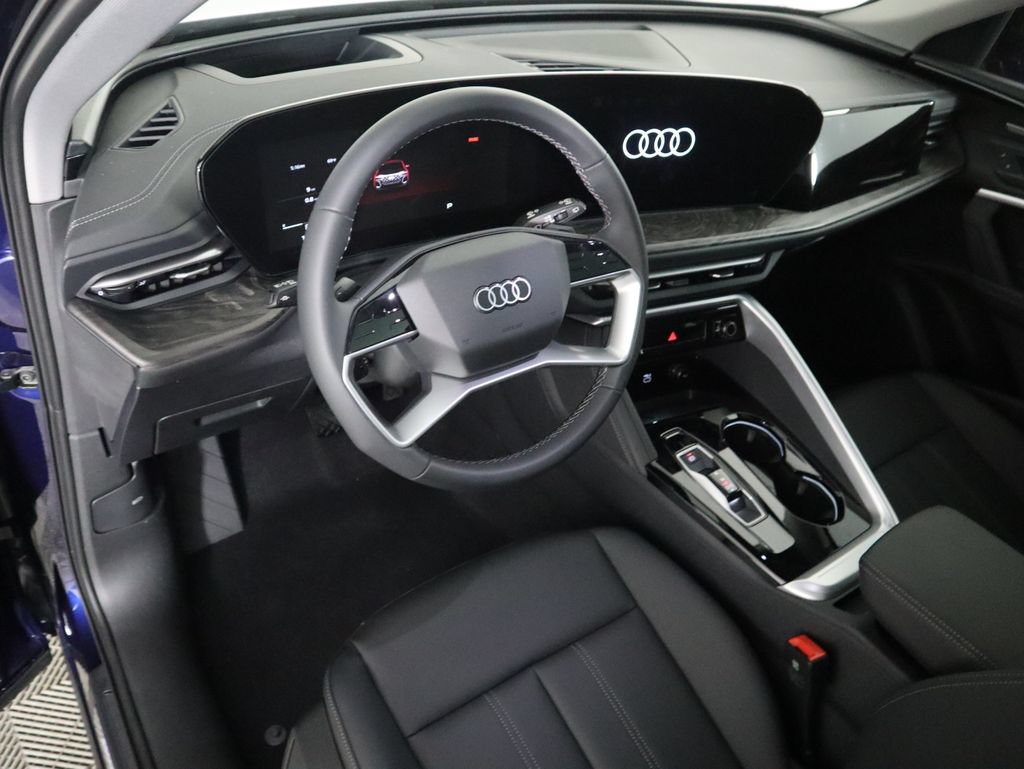 Used 2025 Audi Q5 Premium w/ Premium Plus AWD/4WD image 10