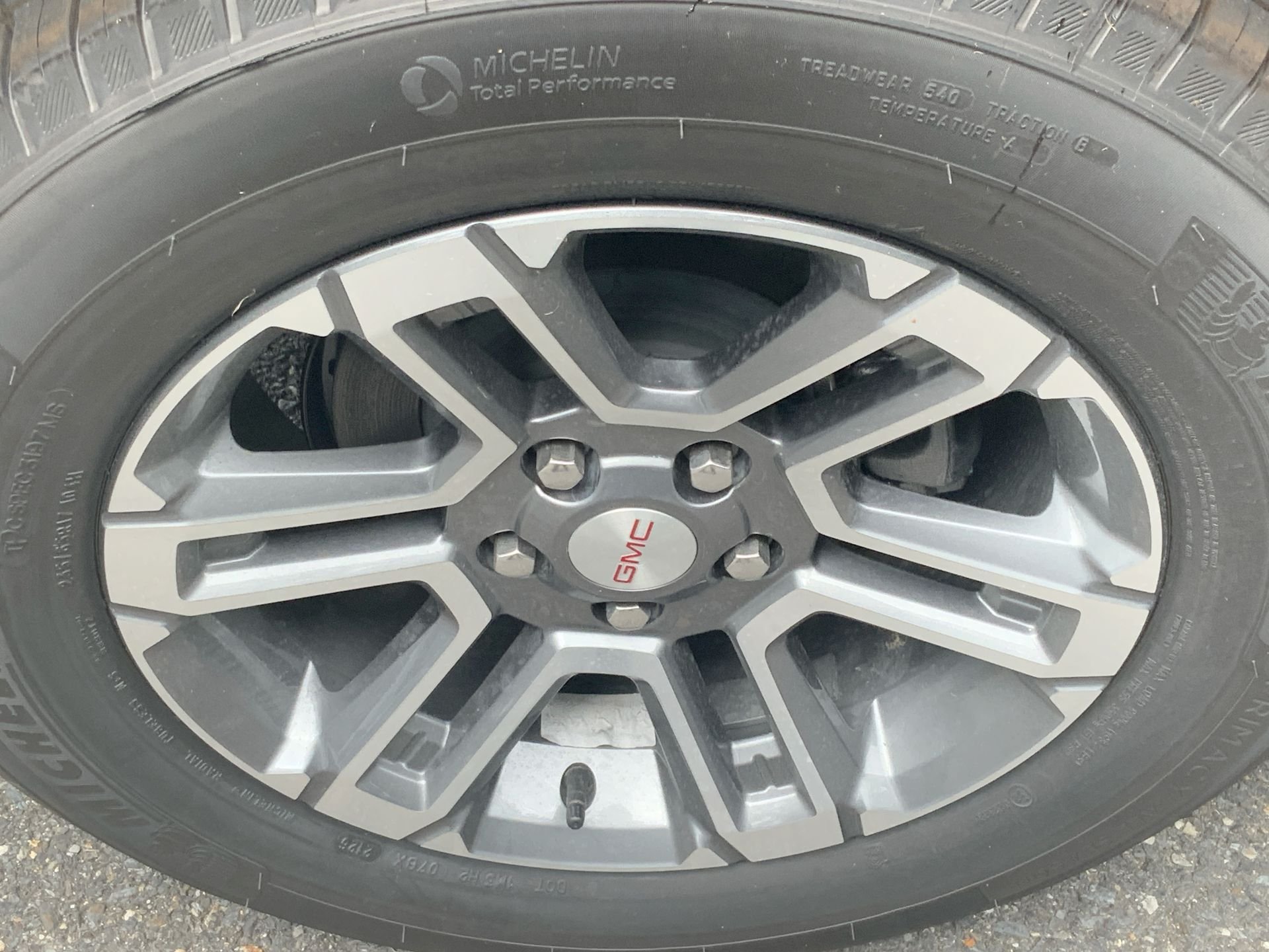 New 2027 GMC Terrain Elevation w/ LPO, Floor Liner Package AWD/4WD image 55