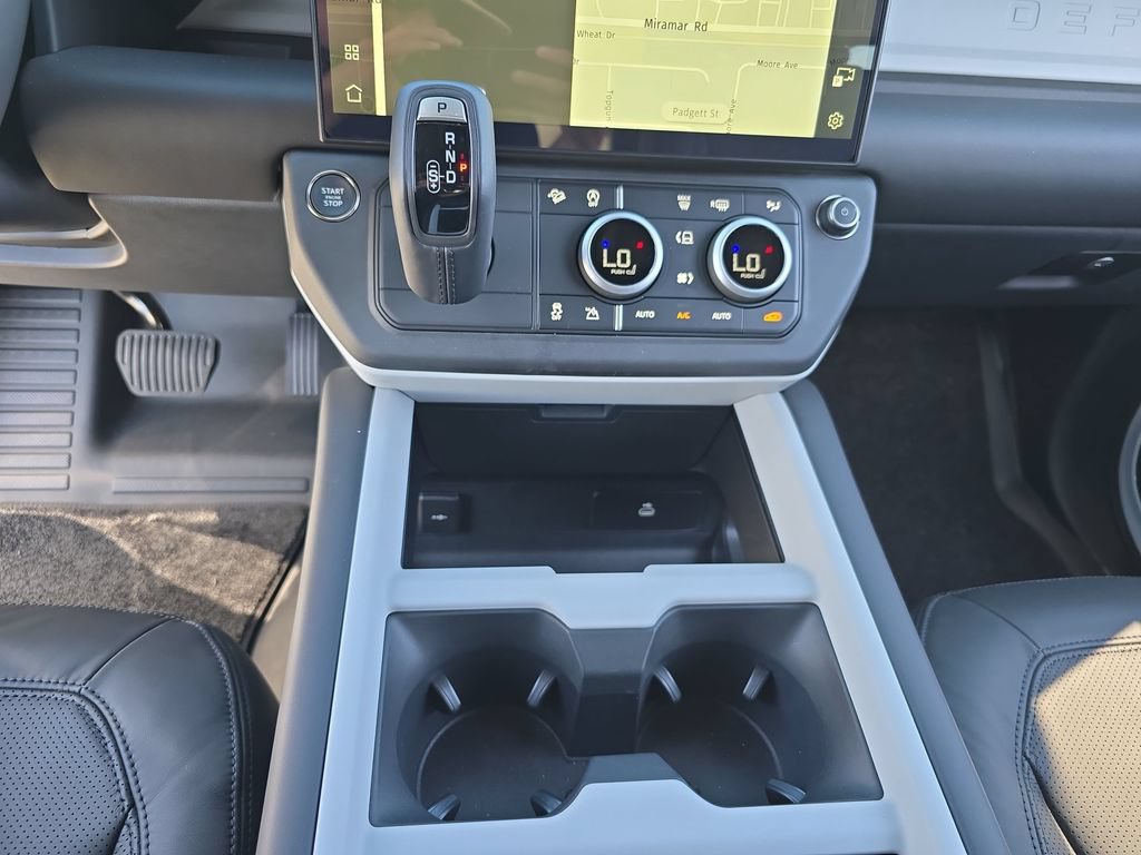 New 2026 Land Rover Defender 110 S AWD/4WD image 25