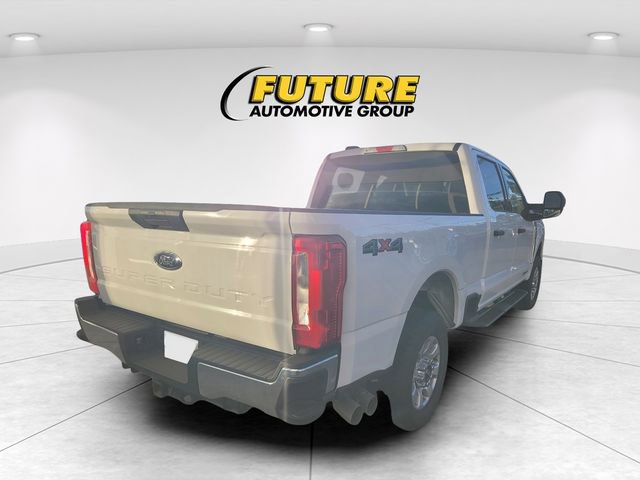 Used 2024 Ford F250 XLT image 3