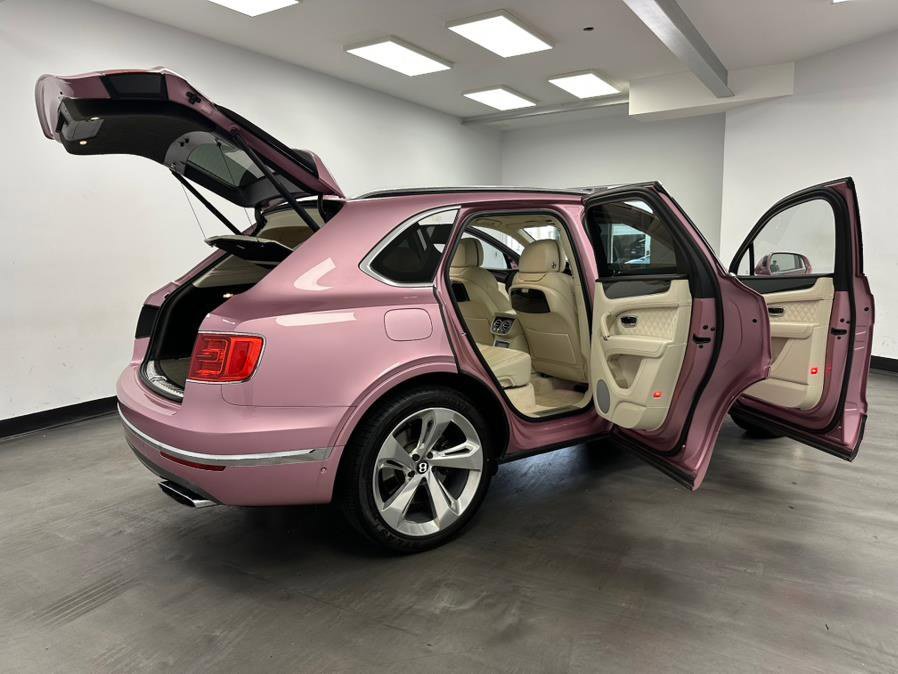 Used 2018 Bentley Bentayga image 23