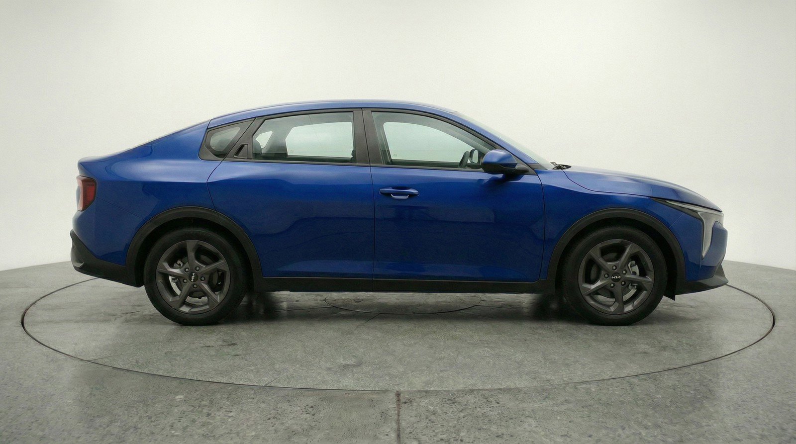 Used 2025 Kia K4 LXS image 11
