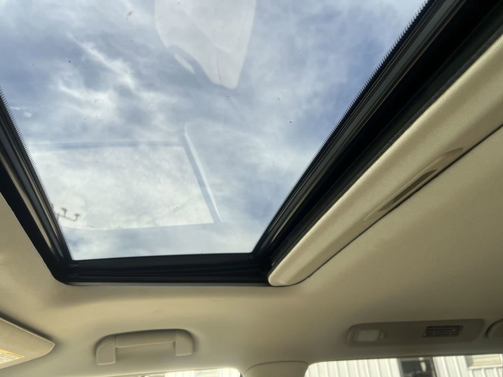 Used 2021 Nissan Armada SL image 15