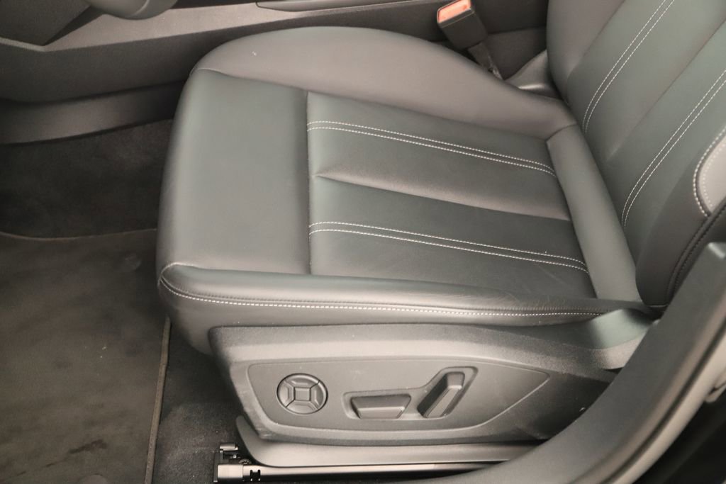 Certified 2025 Audi A3 2.0T Premium Plus w/ Premium Plus Package AWD/4WD image 25
