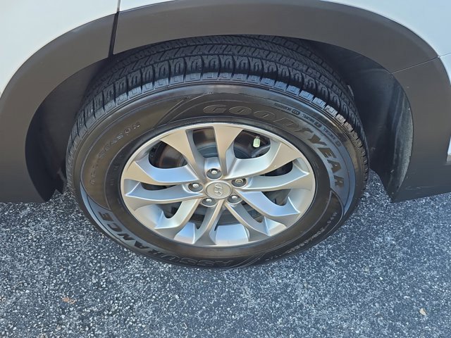 Used 2020 Hyundai Santa Fe SEL image 8