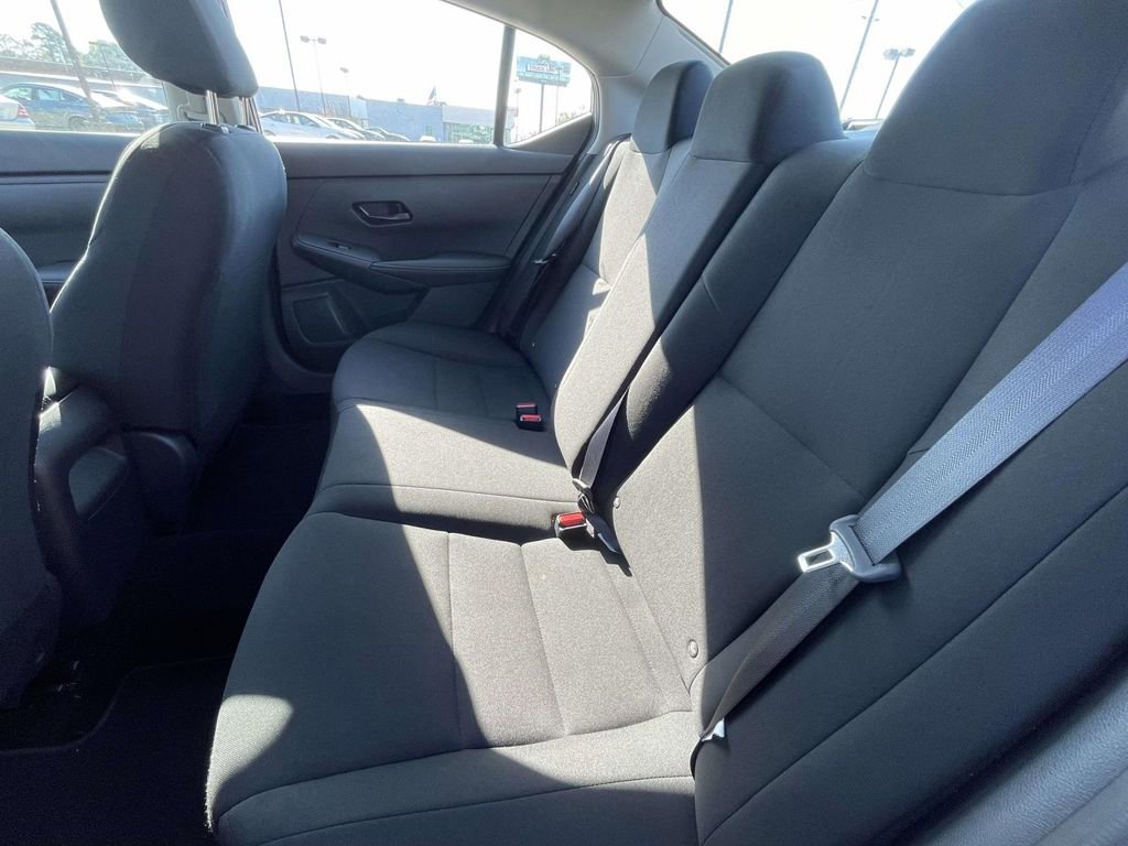 Used 2025 Nissan Sentra S image 11