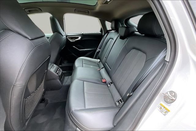 Used 2025 Audi A5 2.0T Premium Plus w/ Premium Plus AWD/4WD image 28