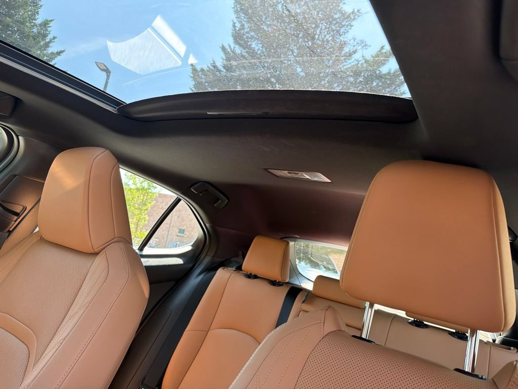 Certified 2025 Lexus UX 300h AWD w/ Accessory Package (Z1) image 35