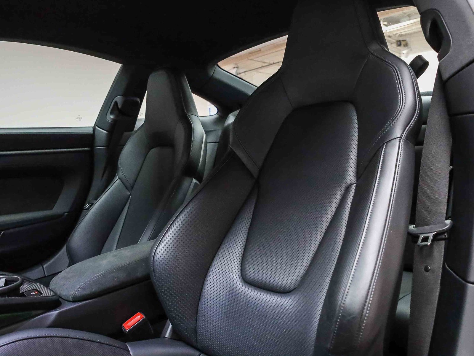 Used 2024 Porsche 911 Carrera S image 5