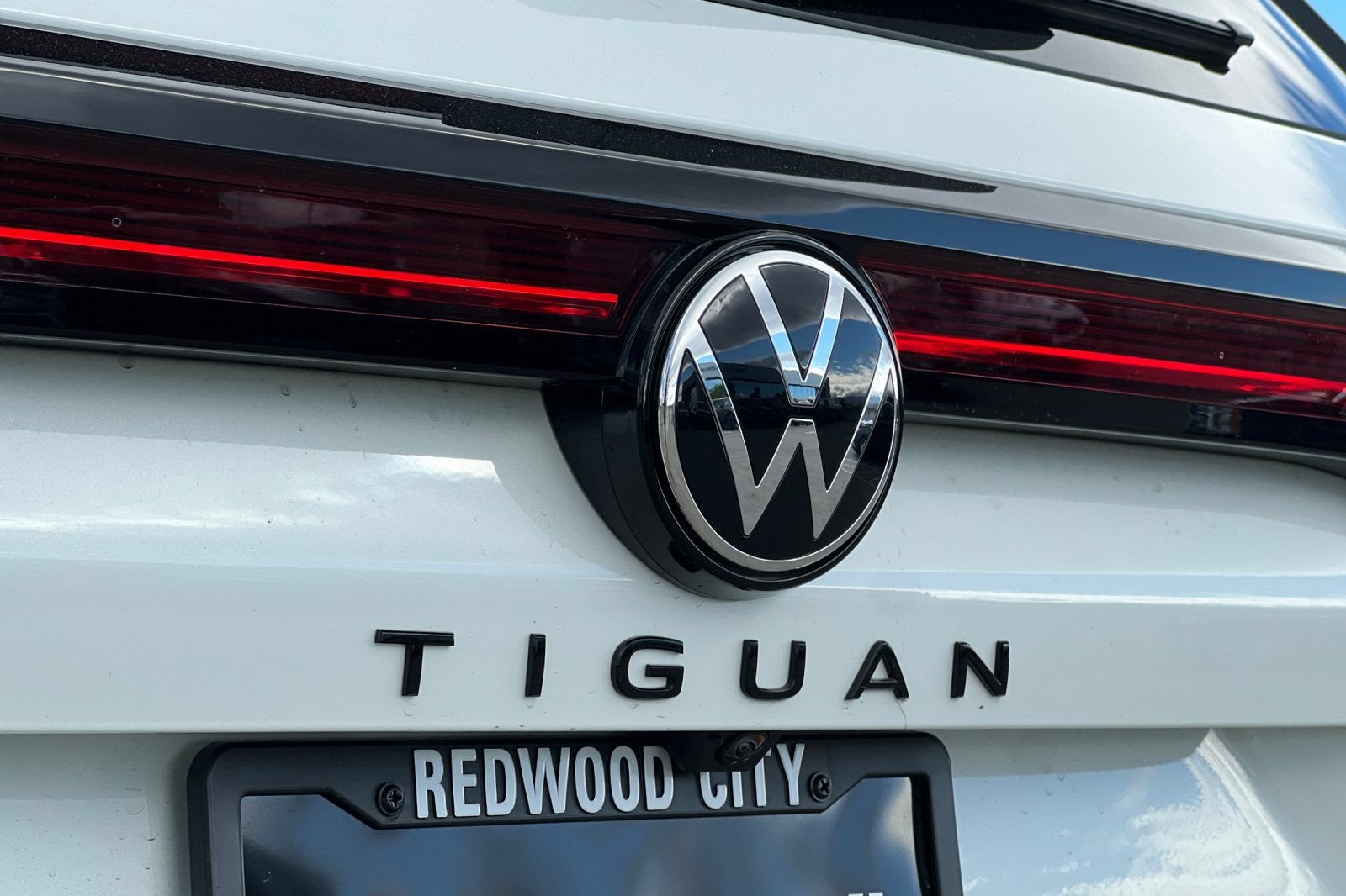 New 2026 Volkswagen Tiguan SE R-Line AWD/4WD image 26