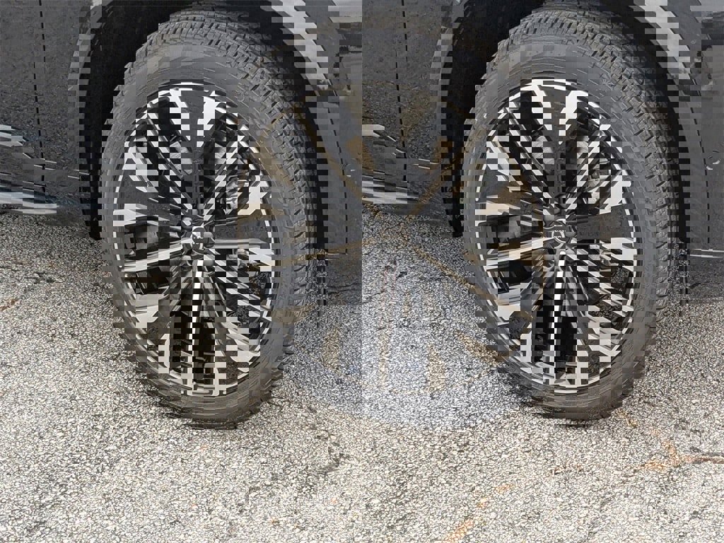 New 2026 Volvo XC90 T8 Ultra w/ Protection Package Premier image 10