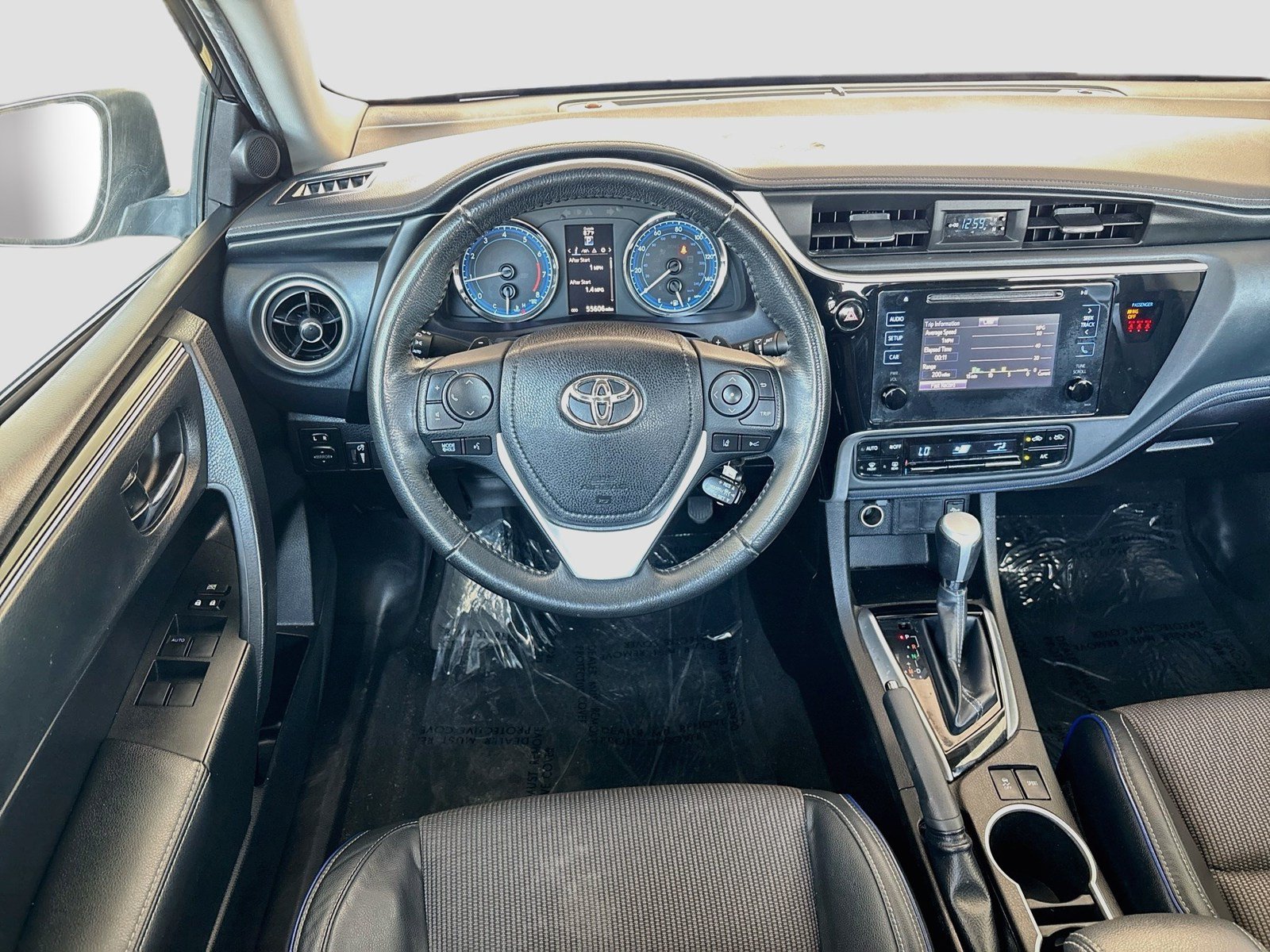 Used 2019 Toyota Corolla SE FWD image 15